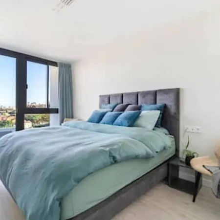 Сasa de vacaciones Fantastic Townhouse Near The Málaga