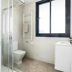 Fantastic Townhouse Near The * 말라가