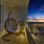 Fantastic Townhouse Near The 펜션