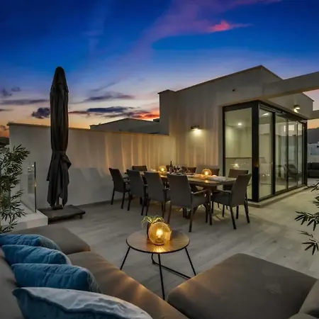 펜션 Fantastic Townhouse Near The *