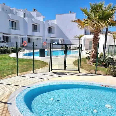 Fantastic Townhouse Near The * Málaga