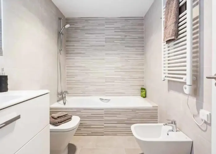 Fantastic Townhouse Near The *