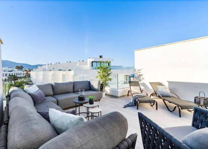 別荘 Fantastic Townhouse Near The *